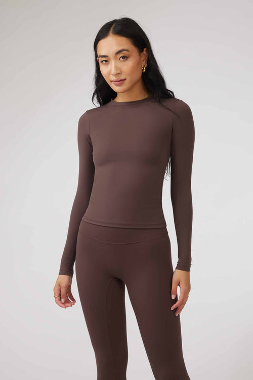 LONG SLEEVE SECOND SKIN TEE - BROWN