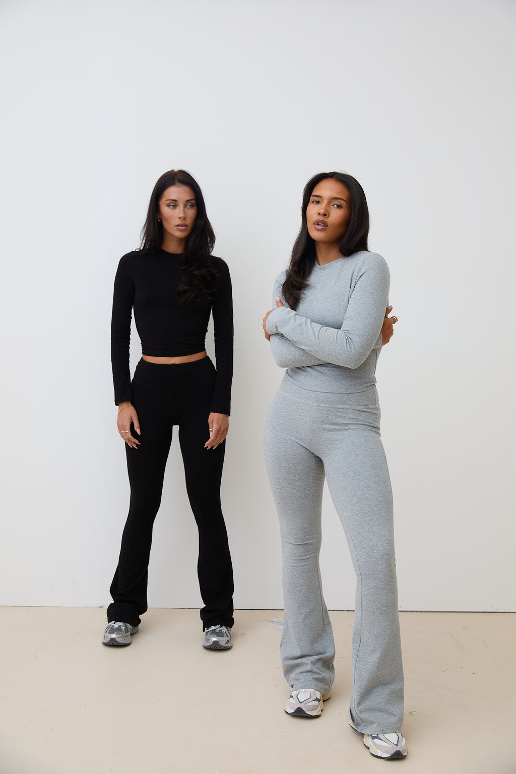 COTTON STRETCH FLARE LEGGINGS - BLACK
